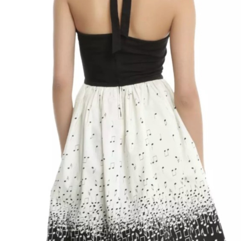 Hot Topic Music Notes Dress - Picture 2 of 4